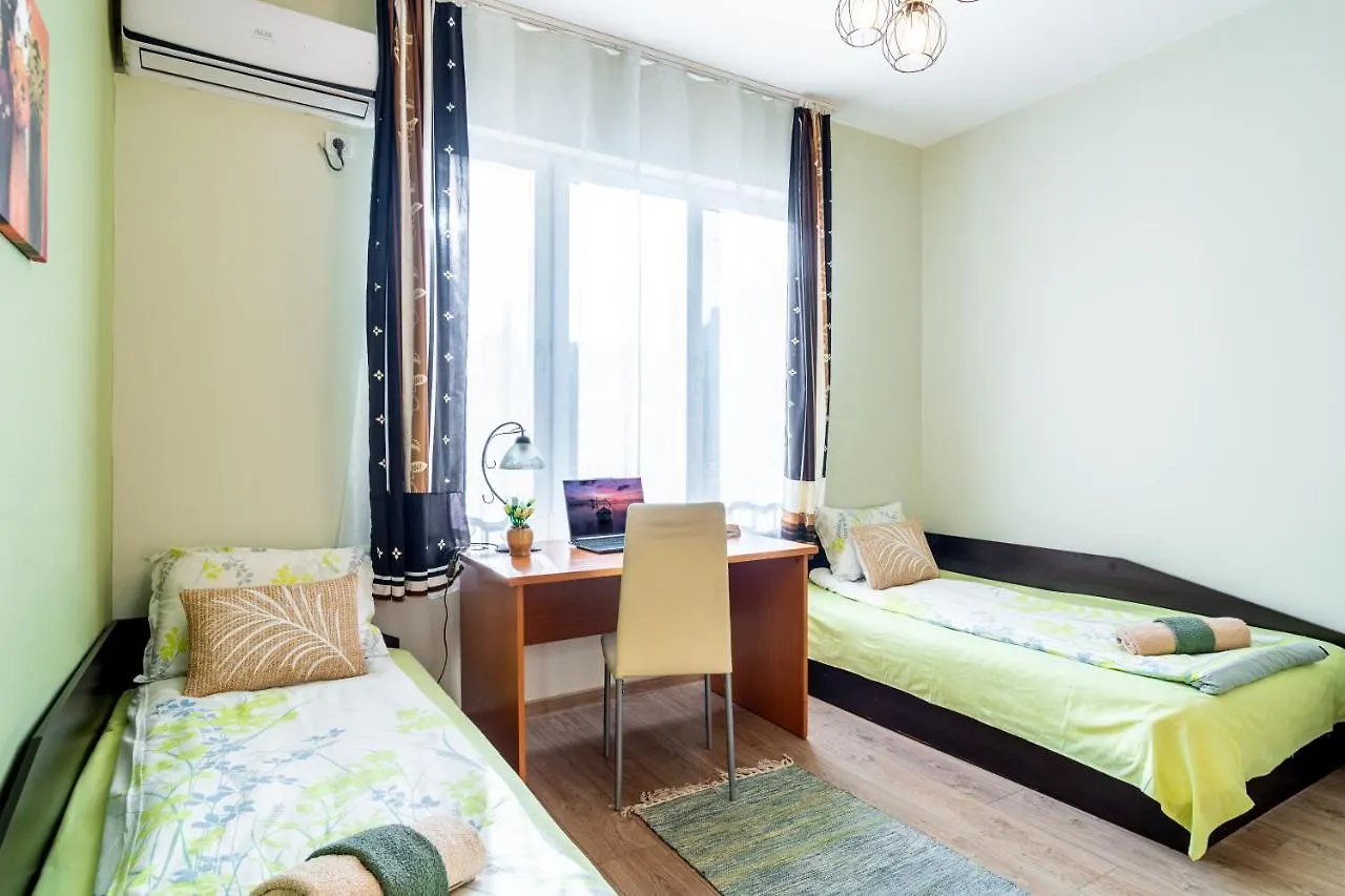 Madrid 2Bdr W Free Parking Near Metro, Serdika Mall Sofia 0*,  Bulgaria